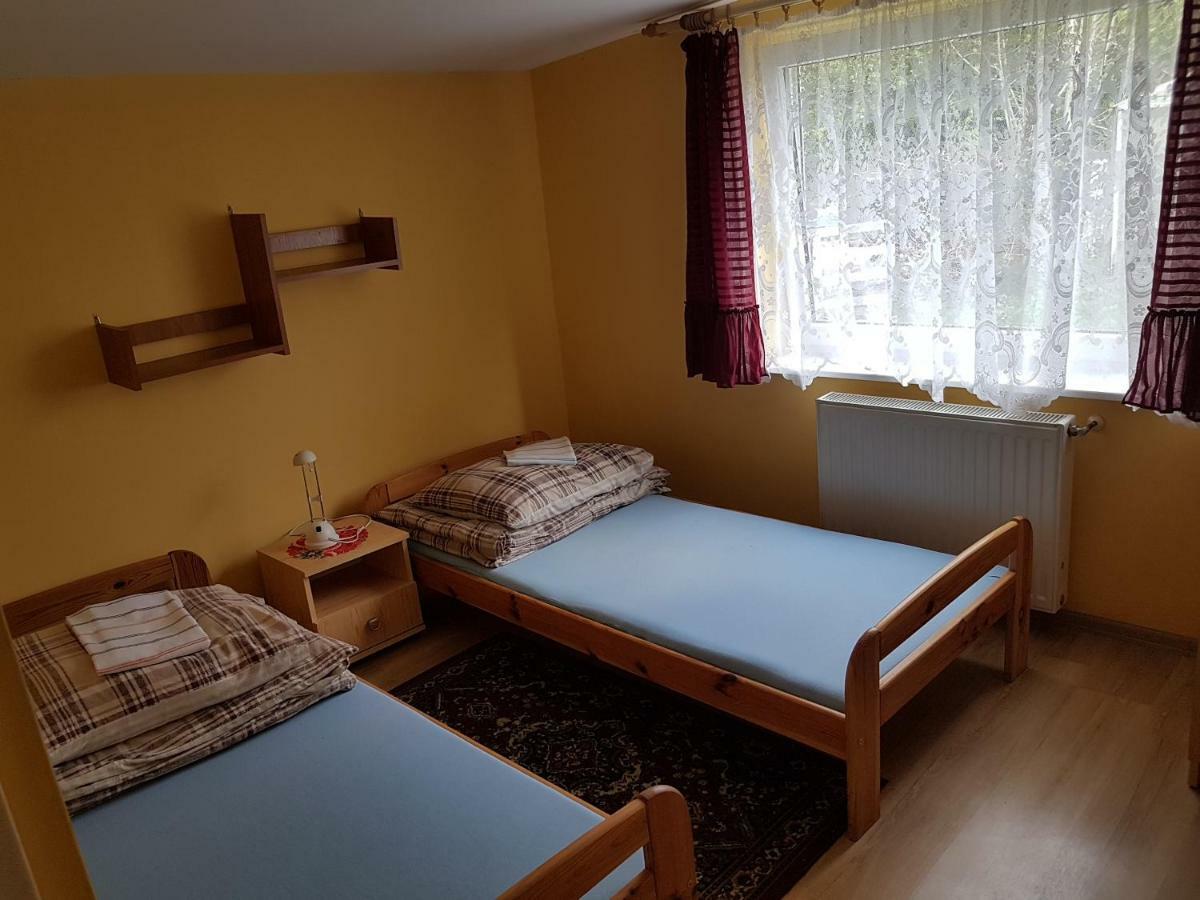 Villa Newland Wojtowicz à Torzym Extérieur photo